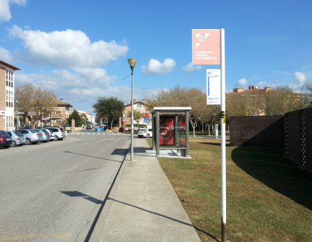 Nova parada de bus al Palauet