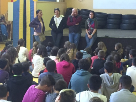 Visita de les tècniques de San Isidro a l'Escola Les Ferreries